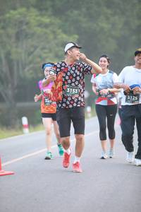 BIB: 3153, 3125
                            <button type="button" onclick="openModal(6348096)" class="btn btn-primary btn-sm float-right btn-popup" data-toggle="modal" data-target=".modal-high-quality">
                        <i class="fas fa-shopping-cart"></i> Add to Cart
                    </button>
                                            <button type="button" onclick="isThisMe(6348096, true)" class="btn btn-success btn-sm float-right btn-popup btn-isme hidden" data-toggle="tooltip" data-placement="bottom" title="นี่คือรูปของคุณใช่ไหม คลิกที่นี่เพื่อเอาเข้าอัลบั้ม">
                        <i class="fas fa-plus"></i> Add to album
                    </button>
                    <button type="button" onclick="isThisMe(6348096, false)" class="btn btn-warning btn-sm float-right btn-popup btn-isnotme hidden">
                        <i class="fas fa-ban"></i> Remove from album
                    </button>