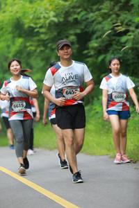 BIB: 647, 6615, 6606
                            <button type="button" onclick="openModal(6343074)" class="btn btn-primary btn-sm float-right btn-popup" data-toggle="modal" data-target=".modal-high-quality">
                        <i class="fas fa-shopping-cart"></i> Add to Cart
                    </button>
                                            <button type="button" onclick="isThisMe(6343074, true)" class="btn btn-success btn-sm float-right btn-popup btn-isme hidden" data-toggle="tooltip" data-placement="bottom" title="นี่คือรูปของคุณใช่ไหม คลิกที่นี่เพื่อเอาเข้าอัลบั้ม">
                        <i class="fas fa-plus"></i> Add to album
                    </button>
                    <button type="button" onclick="isThisMe(6343074, false)" class="btn btn-warning btn-sm float-right btn-popup btn-isnotme hidden">
                        <i class="fas fa-ban"></i> Remove from album
                    </button>