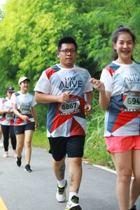 BIB: 694, 6867, 6945
                            <button type="button" onclick="openModal(6344445)" class="btn btn-primary btn-sm float-right btn-popup" data-toggle="modal" data-target=".modal-high-quality">
                        <i class="fas fa-shopping-cart"></i> Add to Cart
                    </button>
                                            <button type="button" onclick="isThisMe(6344445, true)" class="btn btn-success btn-sm float-right btn-popup btn-isme hidden" data-toggle="tooltip" data-placement="bottom" title="นี่คือรูปของคุณใช่ไหม คลิกที่นี่เพื่อเอาเข้าอัลบั้ม">
                        <i class="fas fa-plus"></i> Add to album
                    </button>
                    <button type="button" onclick="isThisMe(6344445, false)" class="btn btn-warning btn-sm float-right btn-popup btn-isnotme hidden">
                        <i class="fas fa-ban"></i> Remove from album
                    </button>