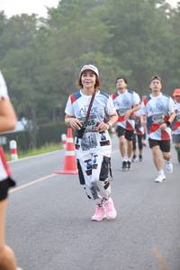 BIB: 5565, 611
                            <button type="button" onclick="openModal(6350300)" class="btn btn-primary btn-sm float-right btn-popup" data-toggle="modal" data-target=".modal-high-quality">
                        <i class="fas fa-shopping-cart"></i> Add to Cart
                    </button>
                                            <button type="button" onclick="isThisMe(6350300, true)" class="btn btn-success btn-sm float-right btn-popup btn-isme hidden" data-toggle="tooltip" data-placement="bottom" title="นี่คือรูปของคุณใช่ไหม คลิกที่นี่เพื่อเอาเข้าอัลบั้ม">
                        <i class="fas fa-plus"></i> Add to album
                    </button>
                    <button type="button" onclick="isThisMe(6350300, false)" class="btn btn-warning btn-sm float-right btn-popup btn-isnotme hidden">
                        <i class="fas fa-ban"></i> Remove from album
                    </button>