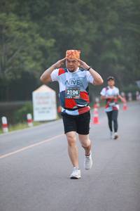 BIB: 2106
                            <button type="button" onclick="openModal(6353824)" class="btn btn-primary btn-sm float-right btn-popup" data-toggle="modal" data-target=".modal-high-quality">
                        <i class="fas fa-shopping-cart"></i> Add to Cart
                    </button>
                                            <button type="button" onclick="isThisMe(6353824, true)" class="btn btn-success btn-sm float-right btn-popup btn-isme hidden" data-toggle="tooltip" data-placement="bottom" title="นี่คือรูปของคุณใช่ไหม คลิกที่นี่เพื่อเอาเข้าอัลบั้ม">
                        <i class="fas fa-plus"></i> Add to album
                    </button>
                    <button type="button" onclick="isThisMe(6353824, false)" class="btn btn-warning btn-sm float-right btn-popup btn-isnotme hidden">
                        <i class="fas fa-ban"></i> Remove from album
                    </button>