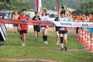 BIB: 2019
                            <button type="button" onclick="openModal(6342634)" class="btn btn-primary btn-sm float-right btn-popup" data-toggle="modal" data-target=".modal-high-quality">
                        <i class="fas fa-shopping-cart"></i> Add to Cart
                    </button>
                                            <button type="button" onclick="isThisMe(6342634, true)" class="btn btn-success btn-sm float-right btn-popup btn-isme hidden" data-toggle="tooltip" data-placement="bottom" title="นี่คือรูปของคุณใช่ไหม คลิกที่นี่เพื่อเอาเข้าอัลบั้ม">
                        <i class="fas fa-plus"></i> Add to album
                    </button>
                    <button type="button" onclick="isThisMe(6342634, false)" class="btn btn-warning btn-sm float-right btn-popup btn-isnotme hidden">
                        <i class="fas fa-ban"></i> Remove from album
                    </button>