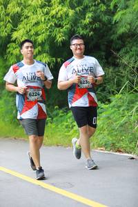 BIB: 623, 6224
                            <button type="button" onclick="openModal(6344606)" class="btn btn-primary btn-sm float-right btn-popup" data-toggle="modal" data-target=".modal-high-quality">
                        <i class="fas fa-shopping-cart"></i> Add to Cart
                    </button>
                                            <button type="button" onclick="isThisMe(6344606, true)" class="btn btn-success btn-sm float-right btn-popup btn-isme hidden" data-toggle="tooltip" data-placement="bottom" title="นี่คือรูปของคุณใช่ไหม คลิกที่นี่เพื่อเอาเข้าอัลบั้ม">
                        <i class="fas fa-plus"></i> Add to album
                    </button>
                    <button type="button" onclick="isThisMe(6344606, false)" class="btn btn-warning btn-sm float-right btn-popup btn-isnotme hidden">
                        <i class="fas fa-ban"></i> Remove from album
                    </button>