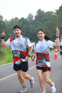 BIB: 6801, 6931
                            <button type="button" onclick="openModal(6352584)" class="btn btn-primary btn-sm float-right btn-popup" data-toggle="modal" data-target=".modal-high-quality">
                        <i class="fas fa-shopping-cart"></i> Add to Cart
                    </button>
                                            <button type="button" onclick="isThisMe(6352584, true)" class="btn btn-success btn-sm float-right btn-popup btn-isme hidden" data-toggle="tooltip" data-placement="bottom" title="นี่คือรูปของคุณใช่ไหม คลิกที่นี่เพื่อเอาเข้าอัลบั้ม">
                        <i class="fas fa-plus"></i> Add to album
                    </button>
                    <button type="button" onclick="isThisMe(6352584, false)" class="btn btn-warning btn-sm float-right btn-popup btn-isnotme hidden">
                        <i class="fas fa-ban"></i> Remove from album
                    </button>