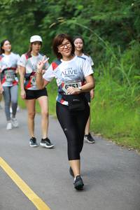 BIB: 6751, 
                            <button type="button" onclick="openModal(6342887)" class="btn btn-primary btn-sm float-right btn-popup" data-toggle="modal" data-target=".modal-high-quality">
                        <i class="fas fa-shopping-cart"></i> Add to Cart
                    </button>
                                            <button type="button" onclick="isThisMe(6342887, true)" class="btn btn-success btn-sm float-right btn-popup btn-isme hidden" data-toggle="tooltip" data-placement="bottom" title="นี่คือรูปของคุณใช่ไหม คลิกที่นี่เพื่อเอาเข้าอัลบั้ม">
                        <i class="fas fa-plus"></i> Add to album
                    </button>
                    <button type="button" onclick="isThisMe(6342887, false)" class="btn btn-warning btn-sm float-right btn-popup btn-isnotme hidden">
                        <i class="fas fa-ban"></i> Remove from album
                    </button>