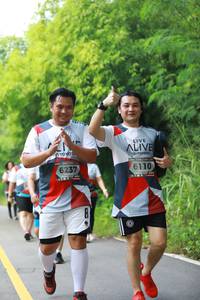 BIB: 6110, 6237
                            <button type="button" onclick="openModal(6344053)" class="btn btn-primary btn-sm float-right btn-popup" data-toggle="modal" data-target=".modal-high-quality">
                        <i class="fas fa-shopping-cart"></i> Add to Cart
                    </button>
                                            <button type="button" onclick="isThisMe(6344053, true)" class="btn btn-success btn-sm float-right btn-popup btn-isme hidden" data-toggle="tooltip" data-placement="bottom" title="นี่คือรูปของคุณใช่ไหม คลิกที่นี่เพื่อเอาเข้าอัลบั้ม">
                        <i class="fas fa-plus"></i> Add to album
                    </button>
                    <button type="button" onclick="isThisMe(6344053, false)" class="btn btn-warning btn-sm float-right btn-popup btn-isnotme hidden">
                        <i class="fas fa-ban"></i> Remove from album
                    </button>