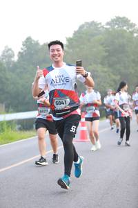 BIB: 6841, 6827, 060
                            <button type="button" onclick="openModal(6350594)" class="btn btn-primary btn-sm float-right btn-popup" data-toggle="modal" data-target=".modal-high-quality">
                        <i class="fas fa-shopping-cart"></i> Add to Cart
                    </button>
                                            <button type="button" onclick="isThisMe(6350594, true)" class="btn btn-success btn-sm float-right btn-popup btn-isme hidden" data-toggle="tooltip" data-placement="bottom" title="นี่คือรูปของคุณใช่ไหม คลิกที่นี่เพื่อเอาเข้าอัลบั้ม">
                        <i class="fas fa-plus"></i> Add to album
                    </button>
                    <button type="button" onclick="isThisMe(6350594, false)" class="btn btn-warning btn-sm float-right btn-popup btn-isnotme hidden">
                        <i class="fas fa-ban"></i> Remove from album
                    </button>