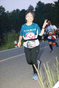 BIB: 2409, 2198
                            <button type="button" onclick="openModal(6352759)" class="btn btn-primary btn-sm float-right btn-popup" data-toggle="modal" data-target=".modal-high-quality">
                        <i class="fas fa-shopping-cart"></i> Add to Cart
                    </button>
                                            <button type="button" onclick="isThisMe(6352759, true)" class="btn btn-success btn-sm float-right btn-popup btn-isme hidden" data-toggle="tooltip" data-placement="bottom" title="นี่คือรูปของคุณใช่ไหม คลิกที่นี่เพื่อเอาเข้าอัลบั้ม">
                        <i class="fas fa-plus"></i> Add to album
                    </button>
                    <button type="button" onclick="isThisMe(6352759, false)" class="btn btn-warning btn-sm float-right btn-popup btn-isnotme hidden">
                        <i class="fas fa-ban"></i> Remove from album
                    </button>