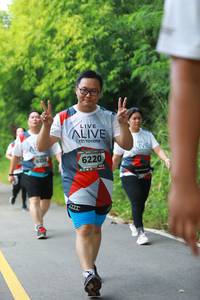 BIB: 6220, 6258
                            <button type="button" onclick="openModal(6344056)" class="btn btn-primary btn-sm float-right btn-popup" data-toggle="modal" data-target=".modal-high-quality">
                        <i class="fas fa-shopping-cart"></i> Add to Cart
                    </button>
                                            <button type="button" onclick="isThisMe(6344056, true)" class="btn btn-success btn-sm float-right btn-popup btn-isme hidden" data-toggle="tooltip" data-placement="bottom" title="นี่คือรูปของคุณใช่ไหม คลิกที่นี่เพื่อเอาเข้าอัลบั้ม">
                        <i class="fas fa-plus"></i> Add to album
                    </button>
                    <button type="button" onclick="isThisMe(6344056, false)" class="btn btn-warning btn-sm float-right btn-popup btn-isnotme hidden">
                        <i class="fas fa-ban"></i> Remove from album
                    </button>