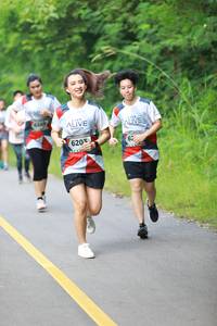 BIB: 620
                            <button type="button" onclick="openModal(6345057)" class="btn btn-primary btn-sm float-right btn-popup" data-toggle="modal" data-target=".modal-high-quality">
                        <i class="fas fa-shopping-cart"></i> Add to Cart
                    </button>
                                            <button type="button" onclick="isThisMe(6345057, true)" class="btn btn-success btn-sm float-right btn-popup btn-isme hidden" data-toggle="tooltip" data-placement="bottom" title="นี่คือรูปของคุณใช่ไหม คลิกที่นี่เพื่อเอาเข้าอัลบั้ม">
                        <i class="fas fa-plus"></i> Add to album
                    </button>
                    <button type="button" onclick="isThisMe(6345057, false)" class="btn btn-warning btn-sm float-right btn-popup btn-isnotme hidden">
                        <i class="fas fa-ban"></i> Remove from album
                    </button>