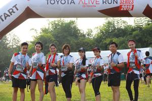 BIB: 2019, 3129, 781, 6716
                            <button type="button" onclick="openModal(6342473)" class="btn btn-primary btn-sm float-right btn-popup" data-toggle="modal" data-target=".modal-high-quality">
                        <i class="fas fa-shopping-cart"></i> Add to Cart
                    </button>
                                            <button type="button" onclick="isThisMe(6342473, true)" class="btn btn-success btn-sm float-right btn-popup btn-isme hidden" data-toggle="tooltip" data-placement="bottom" title="นี่คือรูปของคุณใช่ไหม คลิกที่นี่เพื่อเอาเข้าอัลบั้ม">
                        <i class="fas fa-plus"></i> Add to album
                    </button>
                    <button type="button" onclick="isThisMe(6342473, false)" class="btn btn-warning btn-sm float-right btn-popup btn-isnotme hidden">
                        <i class="fas fa-ban"></i> Remove from album
                    </button>