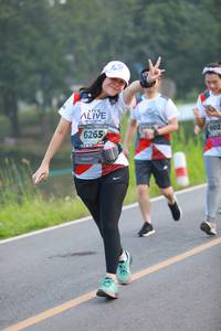 BIB: 602, 6265
                            <button type="button" onclick="openModal(6353601)" class="btn btn-primary btn-sm float-right btn-popup" data-toggle="modal" data-target=".modal-high-quality">
                        <i class="fas fa-shopping-cart"></i> Add to Cart
                    </button>
                                            <button type="button" onclick="isThisMe(6353601, true)" class="btn btn-success btn-sm float-right btn-popup btn-isme hidden" data-toggle="tooltip" data-placement="bottom" title="นี่คือรูปของคุณใช่ไหม คลิกที่นี่เพื่อเอาเข้าอัลบั้ม">
                        <i class="fas fa-plus"></i> Add to album
                    </button>
                    <button type="button" onclick="isThisMe(6353601, false)" class="btn btn-warning btn-sm float-right btn-popup btn-isnotme hidden">
                        <i class="fas fa-ban"></i> Remove from album
                    </button>