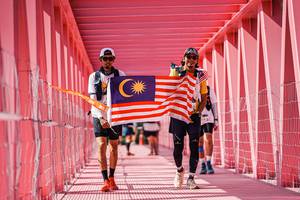 BIB: 
                            <button type="button" onclick="openModal(26129131)" class="btn btn-primary btn-sm float-right btn-popup" data-toggle="modal" data-target=".modal-high-quality">
                        <i class="fas fa-shopping-cart"></i> Add to Cart
                    </button>
                                            <button type="button" onclick="isThisMe(26129131, true)" class="btn btn-success btn-sm float-right btn-popup btn-isme hidden" data-toggle="tooltip" data-placement="bottom" title="นี่คือรูปของคุณใช่ไหม คลิกที่นี่เพื่อเอาเข้าอัลบั้ม">
                        <i class="fas fa-plus"></i> Add to album
                    </button>
                    <button type="button" onclick="isThisMe(26129131, false)" class="btn btn-warning btn-sm float-right btn-popup btn-isnotme hidden">
                        <i class="fas fa-ban"></i> Remove from album
                    </button>