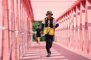 BIB: 
                            <button type="button" onclick="openModal(26125454)" class="btn btn-primary btn-sm float-right btn-popup" data-toggle="modal" data-target=".modal-high-quality">
                        <i class="fas fa-shopping-cart"></i> Add to Cart
                    </button>
                                            <button type="button" onclick="isThisMe(26125454, true)" class="btn btn-success btn-sm float-right btn-popup btn-isme hidden" data-toggle="tooltip" data-placement="bottom" title="นี่คือรูปของคุณใช่ไหม คลิกที่นี่เพื่อเอาเข้าอัลบั้ม">
                        <i class="fas fa-plus"></i> Add to album
                    </button>
                    <button type="button" onclick="isThisMe(26125454, false)" class="btn btn-warning btn-sm float-right btn-popup btn-isnotme hidden">
                        <i class="fas fa-ban"></i> Remove from album
                    </button>