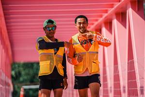 BIB: 
                            <button type="button" onclick="openModal(26119936)" class="btn btn-primary btn-sm float-right btn-popup" data-toggle="modal" data-target=".modal-high-quality">
                        <i class="fas fa-shopping-cart"></i> Add to Cart
                    </button>
                                            <button type="button" onclick="isThisMe(26119936, true)" class="btn btn-success btn-sm float-right btn-popup btn-isme hidden" data-toggle="tooltip" data-placement="bottom" title="นี่คือรูปของคุณใช่ไหม คลิกที่นี่เพื่อเอาเข้าอัลบั้ม">
                        <i class="fas fa-plus"></i> Add to album
                    </button>
                    <button type="button" onclick="isThisMe(26119936, false)" class="btn btn-warning btn-sm float-right btn-popup btn-isnotme hidden">
                        <i class="fas fa-ban"></i> Remove from album
                    </button>