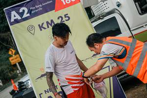 BIB: 
                            <button type="button" onclick="openModal(25580408)" class="btn btn-primary btn-sm float-right btn-popup" data-toggle="modal" data-target=".modal-high-quality">
                        <i class="fas fa-shopping-cart"></i> Add to Cart
                    </button>
                                            <button type="button" onclick="isThisMe(25580408, true)" class="btn btn-success btn-sm float-right btn-popup btn-isme hidden" data-toggle="tooltip" data-placement="bottom" title="นี่คือรูปของคุณใช่ไหม คลิกที่นี่เพื่อเอาเข้าอัลบั้ม">
                        <i class="fas fa-plus"></i> Add to album
                    </button>
                    <button type="button" onclick="isThisMe(25580408, false)" class="btn btn-warning btn-sm float-right btn-popup btn-isnotme hidden">
                        <i class="fas fa-ban"></i> Remove from album
                    </button>