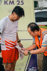 BIB: 
                            <button type="button" onclick="openModal(25580353)" class="btn btn-primary btn-sm float-right btn-popup" data-toggle="modal" data-target=".modal-high-quality">
                        <i class="fas fa-shopping-cart"></i> Add to Cart
                    </button>
                                            <button type="button" onclick="isThisMe(25580353, true)" class="btn btn-success btn-sm float-right btn-popup btn-isme hidden" data-toggle="tooltip" data-placement="bottom" title="นี่คือรูปของคุณใช่ไหม คลิกที่นี่เพื่อเอาเข้าอัลบั้ม">
                        <i class="fas fa-plus"></i> Add to album
                    </button>
                    <button type="button" onclick="isThisMe(25580353, false)" class="btn btn-warning btn-sm float-right btn-popup btn-isnotme hidden">
                        <i class="fas fa-ban"></i> Remove from album
                    </button>