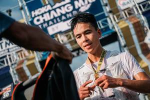 BIB: 
                            <button type="button" onclick="openModal(25591717)" class="btn btn-primary btn-sm float-right btn-popup" data-toggle="modal" data-target=".modal-high-quality">
                        <i class="fas fa-shopping-cart"></i> Add to Cart
                    </button>
                                            <button type="button" onclick="isThisMe(25591717, true)" class="btn btn-success btn-sm float-right btn-popup btn-isme hidden" data-toggle="tooltip" data-placement="bottom" title="นี่คือรูปของคุณใช่ไหม คลิกที่นี่เพื่อเอาเข้าอัลบั้ม">
                        <i class="fas fa-plus"></i> Add to album
                    </button>
                    <button type="button" onclick="isThisMe(25591717, false)" class="btn btn-warning btn-sm float-right btn-popup btn-isnotme hidden">
                        <i class="fas fa-ban"></i> Remove from album
                    </button>