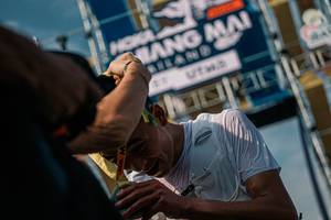 BIB: 
                            <button type="button" onclick="openModal(25591673)" class="btn btn-primary btn-sm float-right btn-popup" data-toggle="modal" data-target=".modal-high-quality">
                        <i class="fas fa-shopping-cart"></i> Add to Cart
                    </button>
                                            <button type="button" onclick="isThisMe(25591673, true)" class="btn btn-success btn-sm float-right btn-popup btn-isme hidden" data-toggle="tooltip" data-placement="bottom" title="นี่คือรูปของคุณใช่ไหม คลิกที่นี่เพื่อเอาเข้าอัลบั้ม">
                        <i class="fas fa-plus"></i> Add to album
                    </button>
                    <button type="button" onclick="isThisMe(25591673, false)" class="btn btn-warning btn-sm float-right btn-popup btn-isnotme hidden">
                        <i class="fas fa-ban"></i> Remove from album
                    </button>