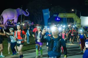 BIB: 
                            <button type="button" onclick="openModal(25586017)" class="btn btn-primary btn-sm float-right btn-popup" data-toggle="modal" data-target=".modal-high-quality">
                        <i class="fas fa-shopping-cart"></i> Add to Cart
                    </button>
                                            <button type="button" onclick="isThisMe(25586017, true)" class="btn btn-success btn-sm float-right btn-popup btn-isme hidden" data-toggle="tooltip" data-placement="bottom" title="นี่คือรูปของคุณใช่ไหม คลิกที่นี่เพื่อเอาเข้าอัลบั้ม">
                        <i class="fas fa-plus"></i> Add to album
                    </button>
                    <button type="button" onclick="isThisMe(25586017, false)" class="btn btn-warning btn-sm float-right btn-popup btn-isnotme hidden">
                        <i class="fas fa-ban"></i> Remove from album
                    </button>