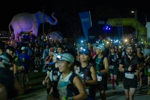 BIB: 
                            <button type="button" onclick="openModal(25583999)" class="btn btn-primary btn-sm float-right btn-popup" data-toggle="modal" data-target=".modal-high-quality">
                        <i class="fas fa-shopping-cart"></i> Add to Cart
                    </button>
                                            <button type="button" onclick="isThisMe(25583999, true)" class="btn btn-success btn-sm float-right btn-popup btn-isme hidden" data-toggle="tooltip" data-placement="bottom" title="นี่คือรูปของคุณใช่ไหม คลิกที่นี่เพื่อเอาเข้าอัลบั้ม">
                        <i class="fas fa-plus"></i> Add to album
                    </button>
                    <button type="button" onclick="isThisMe(25583999, false)" class="btn btn-warning btn-sm float-right btn-popup btn-isnotme hidden">
                        <i class="fas fa-ban"></i> Remove from album
                    </button>