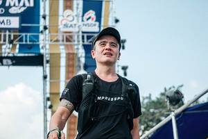 BIB: 
                            <button type="button" onclick="openModal(25610728)" class="btn btn-primary btn-sm float-right btn-popup" data-toggle="modal" data-target=".modal-high-quality">
                        <i class="fas fa-shopping-cart"></i> Add to Cart
                    </button>
                                            <button type="button" onclick="isThisMe(25610728, true)" class="btn btn-success btn-sm float-right btn-popup btn-isme hidden" data-toggle="tooltip" data-placement="bottom" title="นี่คือรูปของคุณใช่ไหม คลิกที่นี่เพื่อเอาเข้าอัลบั้ม">
                        <i class="fas fa-plus"></i> Add to album
                    </button>
                    <button type="button" onclick="isThisMe(25610728, false)" class="btn btn-warning btn-sm float-right btn-popup btn-isnotme hidden">
                        <i class="fas fa-ban"></i> Remove from album
                    </button>