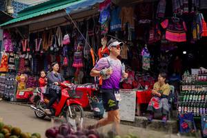 BIB: 
                            <button type="button" onclick="openModal(25308585)" class="btn btn-primary btn-sm float-right btn-popup" data-toggle="modal" data-target=".modal-high-quality">
                        <i class="fas fa-shopping-cart"></i> Add to Cart
                    </button>
                                            <button type="button" onclick="isThisMe(25308585, true)" class="btn btn-success btn-sm float-right btn-popup btn-isme hidden" data-toggle="tooltip" data-placement="bottom" title="นี่คือรูปของคุณใช่ไหม คลิกที่นี่เพื่อเอาเข้าอัลบั้ม">
                        <i class="fas fa-plus"></i> Add to album
                    </button>
                    <button type="button" onclick="isThisMe(25308585, false)" class="btn btn-warning btn-sm float-right btn-popup btn-isnotme hidden">
                        <i class="fas fa-ban"></i> Remove from album
                    </button>