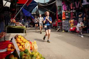 BIB: 
                            <button type="button" onclick="openModal(25308694)" class="btn btn-primary btn-sm float-right btn-popup" data-toggle="modal" data-target=".modal-high-quality">
                        <i class="fas fa-shopping-cart"></i> Add to Cart
                    </button>
                                            <button type="button" onclick="isThisMe(25308694, true)" class="btn btn-success btn-sm float-right btn-popup btn-isme hidden" data-toggle="tooltip" data-placement="bottom" title="นี่คือรูปของคุณใช่ไหม คลิกที่นี่เพื่อเอาเข้าอัลบั้ม">
                        <i class="fas fa-plus"></i> Add to album
                    </button>
                    <button type="button" onclick="isThisMe(25308694, false)" class="btn btn-warning btn-sm float-right btn-popup btn-isnotme hidden">
                        <i class="fas fa-ban"></i> Remove from album
                    </button>