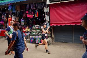 BIB: 
                            <button type="button" onclick="openModal(25307929)" class="btn btn-primary btn-sm float-right btn-popup" data-toggle="modal" data-target=".modal-high-quality">
                        <i class="fas fa-shopping-cart"></i> Add to Cart
                    </button>
                                            <button type="button" onclick="isThisMe(25307929, true)" class="btn btn-success btn-sm float-right btn-popup btn-isme hidden" data-toggle="tooltip" data-placement="bottom" title="นี่คือรูปของคุณใช่ไหม คลิกที่นี่เพื่อเอาเข้าอัลบั้ม">
                        <i class="fas fa-plus"></i> Add to album
                    </button>
                    <button type="button" onclick="isThisMe(25307929, false)" class="btn btn-warning btn-sm float-right btn-popup btn-isnotme hidden">
                        <i class="fas fa-ban"></i> Remove from album
                    </button>