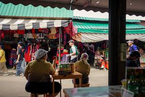 BIB: 
                            <button type="button" onclick="openModal(25306881)" class="btn btn-primary btn-sm float-right btn-popup" data-toggle="modal" data-target=".modal-high-quality">
                        <i class="fas fa-shopping-cart"></i> Add to Cart
                    </button>
                                            <button type="button" onclick="isThisMe(25306881, true)" class="btn btn-success btn-sm float-right btn-popup btn-isme hidden" data-toggle="tooltip" data-placement="bottom" title="นี่คือรูปของคุณใช่ไหม คลิกที่นี่เพื่อเอาเข้าอัลบั้ม">
                        <i class="fas fa-plus"></i> Add to album
                    </button>
                    <button type="button" onclick="isThisMe(25306881, false)" class="btn btn-warning btn-sm float-right btn-popup btn-isnotme hidden">
                        <i class="fas fa-ban"></i> Remove from album
                    </button>