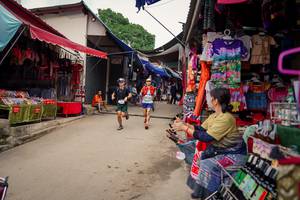 BIB: 
                            <button type="button" onclick="openModal(25306692)" class="btn btn-primary btn-sm float-right btn-popup" data-toggle="modal" data-target=".modal-high-quality">
                        <i class="fas fa-shopping-cart"></i> Add to Cart
                    </button>
                                            <button type="button" onclick="isThisMe(25306692, true)" class="btn btn-success btn-sm float-right btn-popup btn-isme hidden" data-toggle="tooltip" data-placement="bottom" title="นี่คือรูปของคุณใช่ไหม คลิกที่นี่เพื่อเอาเข้าอัลบั้ม">
                        <i class="fas fa-plus"></i> Add to album
                    </button>
                    <button type="button" onclick="isThisMe(25306692, false)" class="btn btn-warning btn-sm float-right btn-popup btn-isnotme hidden">
                        <i class="fas fa-ban"></i> Remove from album
                    </button>