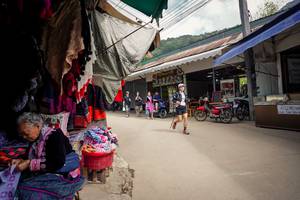 BIB: 
                            <button type="button" onclick="openModal(25303227)" class="btn btn-primary btn-sm float-right btn-popup" data-toggle="modal" data-target=".modal-high-quality">
                        <i class="fas fa-shopping-cart"></i> Add to Cart
                    </button>
                                            <button type="button" onclick="isThisMe(25303227, true)" class="btn btn-success btn-sm float-right btn-popup btn-isme hidden" data-toggle="tooltip" data-placement="bottom" title="นี่คือรูปของคุณใช่ไหม คลิกที่นี่เพื่อเอาเข้าอัลบั้ม">
                        <i class="fas fa-plus"></i> Add to album
                    </button>
                    <button type="button" onclick="isThisMe(25303227, false)" class="btn btn-warning btn-sm float-right btn-popup btn-isnotme hidden">
                        <i class="fas fa-ban"></i> Remove from album
                    </button>