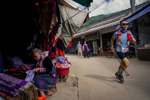 BIB: 
                            <button type="button" onclick="openModal(25303337)" class="btn btn-primary btn-sm float-right btn-popup" data-toggle="modal" data-target=".modal-high-quality">
                        <i class="fas fa-shopping-cart"></i> Add to Cart
                    </button>
                                            <button type="button" onclick="isThisMe(25303337, true)" class="btn btn-success btn-sm float-right btn-popup btn-isme hidden" data-toggle="tooltip" data-placement="bottom" title="นี่คือรูปของคุณใช่ไหม คลิกที่นี่เพื่อเอาเข้าอัลบั้ม">
                        <i class="fas fa-plus"></i> Add to album
                    </button>
                    <button type="button" onclick="isThisMe(25303337, false)" class="btn btn-warning btn-sm float-right btn-popup btn-isnotme hidden">
                        <i class="fas fa-ban"></i> Remove from album
                    </button>