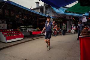 BIB: 
                            <button type="button" onclick="openModal(25305561)" class="btn btn-primary btn-sm float-right btn-popup" data-toggle="modal" data-target=".modal-high-quality">
                        <i class="fas fa-shopping-cart"></i> Add to Cart
                    </button>
                                            <button type="button" onclick="isThisMe(25305561, true)" class="btn btn-success btn-sm float-right btn-popup btn-isme hidden" data-toggle="tooltip" data-placement="bottom" title="นี่คือรูปของคุณใช่ไหม คลิกที่นี่เพื่อเอาเข้าอัลบั้ม">
                        <i class="fas fa-plus"></i> Add to album
                    </button>
                    <button type="button" onclick="isThisMe(25305561, false)" class="btn btn-warning btn-sm float-right btn-popup btn-isnotme hidden">
                        <i class="fas fa-ban"></i> Remove from album
                    </button>