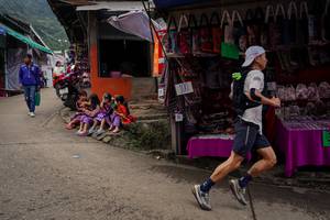 BIB: 
                            <button type="button" onclick="openModal(25303968)" class="btn btn-primary btn-sm float-right btn-popup" data-toggle="modal" data-target=".modal-high-quality">
                        <i class="fas fa-shopping-cart"></i> Add to Cart
                    </button>
                                            <button type="button" onclick="isThisMe(25303968, true)" class="btn btn-success btn-sm float-right btn-popup btn-isme hidden" data-toggle="tooltip" data-placement="bottom" title="นี่คือรูปของคุณใช่ไหม คลิกที่นี่เพื่อเอาเข้าอัลบั้ม">
                        <i class="fas fa-plus"></i> Add to album
                    </button>
                    <button type="button" onclick="isThisMe(25303968, false)" class="btn btn-warning btn-sm float-right btn-popup btn-isnotme hidden">
                        <i class="fas fa-ban"></i> Remove from album
                    </button>