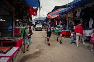 BIB: 
                            <button type="button" onclick="openModal(25305384)" class="btn btn-primary btn-sm float-right btn-popup" data-toggle="modal" data-target=".modal-high-quality">
                        <i class="fas fa-shopping-cart"></i> Add to Cart
                    </button>
                                            <button type="button" onclick="isThisMe(25305384, true)" class="btn btn-success btn-sm float-right btn-popup btn-isme hidden" data-toggle="tooltip" data-placement="bottom" title="นี่คือรูปของคุณใช่ไหม คลิกที่นี่เพื่อเอาเข้าอัลบั้ม">
                        <i class="fas fa-plus"></i> Add to album
                    </button>
                    <button type="button" onclick="isThisMe(25305384, false)" class="btn btn-warning btn-sm float-right btn-popup btn-isnotme hidden">
                        <i class="fas fa-ban"></i> Remove from album
                    </button>