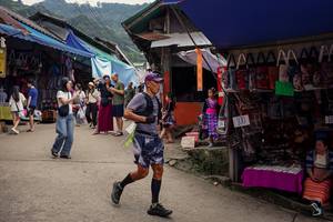 BIB: 
                            <button type="button" onclick="openModal(25310074)" class="btn btn-primary btn-sm float-right btn-popup" data-toggle="modal" data-target=".modal-high-quality">
                        <i class="fas fa-shopping-cart"></i> Add to Cart
                    </button>
                                            <button type="button" onclick="isThisMe(25310074, true)" class="btn btn-success btn-sm float-right btn-popup btn-isme hidden" data-toggle="tooltip" data-placement="bottom" title="นี่คือรูปของคุณใช่ไหม คลิกที่นี่เพื่อเอาเข้าอัลบั้ม">
                        <i class="fas fa-plus"></i> Add to album
                    </button>
                    <button type="button" onclick="isThisMe(25310074, false)" class="btn btn-warning btn-sm float-right btn-popup btn-isnotme hidden">
                        <i class="fas fa-ban"></i> Remove from album
                    </button>