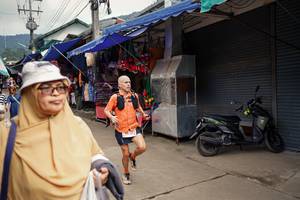 BIB: 
                            <button type="button" onclick="openModal(25305973)" class="btn btn-primary btn-sm float-right btn-popup" data-toggle="modal" data-target=".modal-high-quality">
                        <i class="fas fa-shopping-cart"></i> Add to Cart
                    </button>
                                            <button type="button" onclick="isThisMe(25305973, true)" class="btn btn-success btn-sm float-right btn-popup btn-isme hidden" data-toggle="tooltip" data-placement="bottom" title="นี่คือรูปของคุณใช่ไหม คลิกที่นี่เพื่อเอาเข้าอัลบั้ม">
                        <i class="fas fa-plus"></i> Add to album
                    </button>
                    <button type="button" onclick="isThisMe(25305973, false)" class="btn btn-warning btn-sm float-right btn-popup btn-isnotme hidden">
                        <i class="fas fa-ban"></i> Remove from album
                    </button>