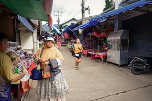 BIB: 
                            <button type="button" onclick="openModal(25305846)" class="btn btn-primary btn-sm float-right btn-popup" data-toggle="modal" data-target=".modal-high-quality">
                        <i class="fas fa-shopping-cart"></i> Add to Cart
                    </button>
                                            <button type="button" onclick="isThisMe(25305846, true)" class="btn btn-success btn-sm float-right btn-popup btn-isme hidden" data-toggle="tooltip" data-placement="bottom" title="นี่คือรูปของคุณใช่ไหม คลิกที่นี่เพื่อเอาเข้าอัลบั้ม">
                        <i class="fas fa-plus"></i> Add to album
                    </button>
                    <button type="button" onclick="isThisMe(25305846, false)" class="btn btn-warning btn-sm float-right btn-popup btn-isnotme hidden">
                        <i class="fas fa-ban"></i> Remove from album
                    </button>