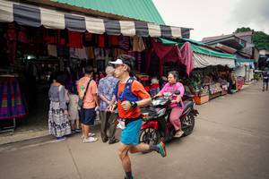 BIB: 
                            <button type="button" onclick="openModal(25307278)" class="btn btn-primary btn-sm float-right btn-popup" data-toggle="modal" data-target=".modal-high-quality">
                        <i class="fas fa-shopping-cart"></i> Add to Cart
                    </button>
                                            <button type="button" onclick="isThisMe(25307278, true)" class="btn btn-success btn-sm float-right btn-popup btn-isme hidden" data-toggle="tooltip" data-placement="bottom" title="นี่คือรูปของคุณใช่ไหม คลิกที่นี่เพื่อเอาเข้าอัลบั้ม">
                        <i class="fas fa-plus"></i> Add to album
                    </button>
                    <button type="button" onclick="isThisMe(25307278, false)" class="btn btn-warning btn-sm float-right btn-popup btn-isnotme hidden">
                        <i class="fas fa-ban"></i> Remove from album
                    </button>