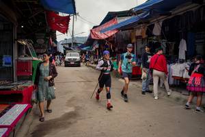 BIB: 
                            <button type="button" onclick="openModal(25305393)" class="btn btn-primary btn-sm float-right btn-popup" data-toggle="modal" data-target=".modal-high-quality">
                        <i class="fas fa-shopping-cart"></i> Add to Cart
                    </button>
                                            <button type="button" onclick="isThisMe(25305393, true)" class="btn btn-success btn-sm float-right btn-popup btn-isme hidden" data-toggle="tooltip" data-placement="bottom" title="นี่คือรูปของคุณใช่ไหม คลิกที่นี่เพื่อเอาเข้าอัลบั้ม">
                        <i class="fas fa-plus"></i> Add to album
                    </button>
                    <button type="button" onclick="isThisMe(25305393, false)" class="btn btn-warning btn-sm float-right btn-popup btn-isnotme hidden">
                        <i class="fas fa-ban"></i> Remove from album
                    </button>