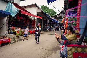 BIB: 
                            <button type="button" onclick="openModal(25306487)" class="btn btn-primary btn-sm float-right btn-popup" data-toggle="modal" data-target=".modal-high-quality">
                        <i class="fas fa-shopping-cart"></i> Add to Cart
                    </button>
                                            <button type="button" onclick="isThisMe(25306487, true)" class="btn btn-success btn-sm float-right btn-popup btn-isme hidden" data-toggle="tooltip" data-placement="bottom" title="นี่คือรูปของคุณใช่ไหม คลิกที่นี่เพื่อเอาเข้าอัลบั้ม">
                        <i class="fas fa-plus"></i> Add to album
                    </button>
                    <button type="button" onclick="isThisMe(25306487, false)" class="btn btn-warning btn-sm float-right btn-popup btn-isnotme hidden">
                        <i class="fas fa-ban"></i> Remove from album
                    </button>