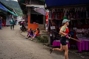 BIB: 
                            <button type="button" onclick="openModal(25303346)" class="btn btn-primary btn-sm float-right btn-popup" data-toggle="modal" data-target=".modal-high-quality">
                        <i class="fas fa-shopping-cart"></i> Add to Cart
                    </button>
                                            <button type="button" onclick="isThisMe(25303346, true)" class="btn btn-success btn-sm float-right btn-popup btn-isme hidden" data-toggle="tooltip" data-placement="bottom" title="นี่คือรูปของคุณใช่ไหม คลิกที่นี่เพื่อเอาเข้าอัลบั้ม">
                        <i class="fas fa-plus"></i> Add to album
                    </button>
                    <button type="button" onclick="isThisMe(25303346, false)" class="btn btn-warning btn-sm float-right btn-popup btn-isnotme hidden">
                        <i class="fas fa-ban"></i> Remove from album
                    </button>