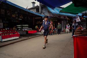 BIB: 
                            <button type="button" onclick="openModal(25305556)" class="btn btn-primary btn-sm float-right btn-popup" data-toggle="modal" data-target=".modal-high-quality">
                        <i class="fas fa-shopping-cart"></i> Add to Cart
                    </button>
                                            <button type="button" onclick="isThisMe(25305556, true)" class="btn btn-success btn-sm float-right btn-popup btn-isme hidden" data-toggle="tooltip" data-placement="bottom" title="นี่คือรูปของคุณใช่ไหม คลิกที่นี่เพื่อเอาเข้าอัลบั้ม">
                        <i class="fas fa-plus"></i> Add to album
                    </button>
                    <button type="button" onclick="isThisMe(25305556, false)" class="btn btn-warning btn-sm float-right btn-popup btn-isnotme hidden">
                        <i class="fas fa-ban"></i> Remove from album
                    </button>