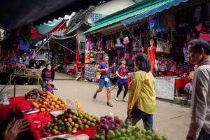 BIB: 
                            <button type="button" onclick="openModal(25308087)" class="btn btn-primary btn-sm float-right btn-popup" data-toggle="modal" data-target=".modal-high-quality">
                        <i class="fas fa-shopping-cart"></i> Add to Cart
                    </button>
                                            <button type="button" onclick="isThisMe(25308087, true)" class="btn btn-success btn-sm float-right btn-popup btn-isme hidden" data-toggle="tooltip" data-placement="bottom" title="นี่คือรูปของคุณใช่ไหม คลิกที่นี่เพื่อเอาเข้าอัลบั้ม">
                        <i class="fas fa-plus"></i> Add to album
                    </button>
                    <button type="button" onclick="isThisMe(25308087, false)" class="btn btn-warning btn-sm float-right btn-popup btn-isnotme hidden">
                        <i class="fas fa-ban"></i> Remove from album
                    </button>