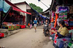 BIB: 
                            <button type="button" onclick="openModal(25306669)" class="btn btn-primary btn-sm float-right btn-popup" data-toggle="modal" data-target=".modal-high-quality">
                        <i class="fas fa-shopping-cart"></i> Add to Cart
                    </button>
                                            <button type="button" onclick="isThisMe(25306669, true)" class="btn btn-success btn-sm float-right btn-popup btn-isme hidden" data-toggle="tooltip" data-placement="bottom" title="นี่คือรูปของคุณใช่ไหม คลิกที่นี่เพื่อเอาเข้าอัลบั้ม">
                        <i class="fas fa-plus"></i> Add to album
                    </button>
                    <button type="button" onclick="isThisMe(25306669, false)" class="btn btn-warning btn-sm float-right btn-popup btn-isnotme hidden">
                        <i class="fas fa-ban"></i> Remove from album
                    </button>