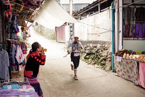 BIB: 
                            <button type="button" onclick="openModal(25301944)" class="btn btn-primary btn-sm float-right btn-popup" data-toggle="modal" data-target=".modal-high-quality">
                        <i class="fas fa-shopping-cart"></i> Add to Cart
                    </button>
                                            <button type="button" onclick="isThisMe(25301944, true)" class="btn btn-success btn-sm float-right btn-popup btn-isme hidden" data-toggle="tooltip" data-placement="bottom" title="นี่คือรูปของคุณใช่ไหม คลิกที่นี่เพื่อเอาเข้าอัลบั้ม">
                        <i class="fas fa-plus"></i> Add to album
                    </button>
                    <button type="button" onclick="isThisMe(25301944, false)" class="btn btn-warning btn-sm float-right btn-popup btn-isnotme hidden">
                        <i class="fas fa-ban"></i> Remove from album
                    </button>