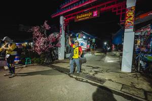 BIB: 
                            <button type="button" onclick="openModal(25305146)" class="btn btn-primary btn-sm float-right btn-popup" data-toggle="modal" data-target=".modal-high-quality">
                        <i class="fas fa-shopping-cart"></i> Add to Cart
                    </button>
                                            <button type="button" onclick="isThisMe(25305146, true)" class="btn btn-success btn-sm float-right btn-popup btn-isme hidden" data-toggle="tooltip" data-placement="bottom" title="นี่คือรูปของคุณใช่ไหม คลิกที่นี่เพื่อเอาเข้าอัลบั้ม">
                        <i class="fas fa-plus"></i> Add to album
                    </button>
                    <button type="button" onclick="isThisMe(25305146, false)" class="btn btn-warning btn-sm float-right btn-popup btn-isnotme hidden">
                        <i class="fas fa-ban"></i> Remove from album
                    </button>