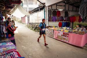 BIB: 
                            <button type="button" onclick="openModal(25302194)" class="btn btn-primary btn-sm float-right btn-popup" data-toggle="modal" data-target=".modal-high-quality">
                        <i class="fas fa-shopping-cart"></i> Add to Cart
                    </button>
                                            <button type="button" onclick="isThisMe(25302194, true)" class="btn btn-success btn-sm float-right btn-popup btn-isme hidden" data-toggle="tooltip" data-placement="bottom" title="นี่คือรูปของคุณใช่ไหม คลิกที่นี่เพื่อเอาเข้าอัลบั้ม">
                        <i class="fas fa-plus"></i> Add to album
                    </button>
                    <button type="button" onclick="isThisMe(25302194, false)" class="btn btn-warning btn-sm float-right btn-popup btn-isnotme hidden">
                        <i class="fas fa-ban"></i> Remove from album
                    </button>