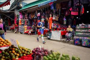 BIB: 
                            <button type="button" onclick="openModal(25308146)" class="btn btn-primary btn-sm float-right btn-popup" data-toggle="modal" data-target=".modal-high-quality">
                        <i class="fas fa-shopping-cart"></i> Add to Cart
                    </button>
                                            <button type="button" onclick="isThisMe(25308146, true)" class="btn btn-success btn-sm float-right btn-popup btn-isme hidden" data-toggle="tooltip" data-placement="bottom" title="นี่คือรูปของคุณใช่ไหม คลิกที่นี่เพื่อเอาเข้าอัลบั้ม">
                        <i class="fas fa-plus"></i> Add to album
                    </button>
                    <button type="button" onclick="isThisMe(25308146, false)" class="btn btn-warning btn-sm float-right btn-popup btn-isnotme hidden">
                        <i class="fas fa-ban"></i> Remove from album
                    </button>